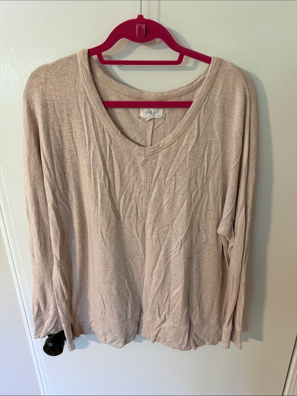 Lou & Grey blush pink V-Neck Women's Long Sleeve Top